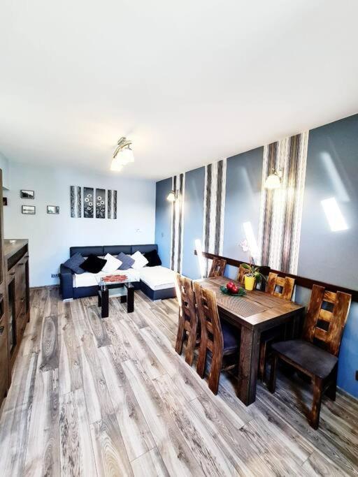 Mikolajki Apartament Miedzy Mostami מראה חיצוני תמונה
